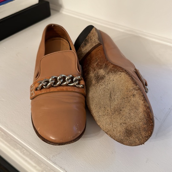 Celine Tan Loafers with Chain - 37 - Picture 6 of 8